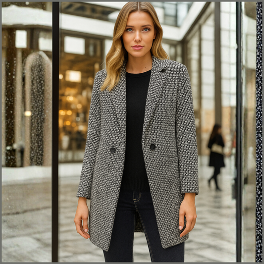 Sarah | Abrigo Clásico Blanco y Negro