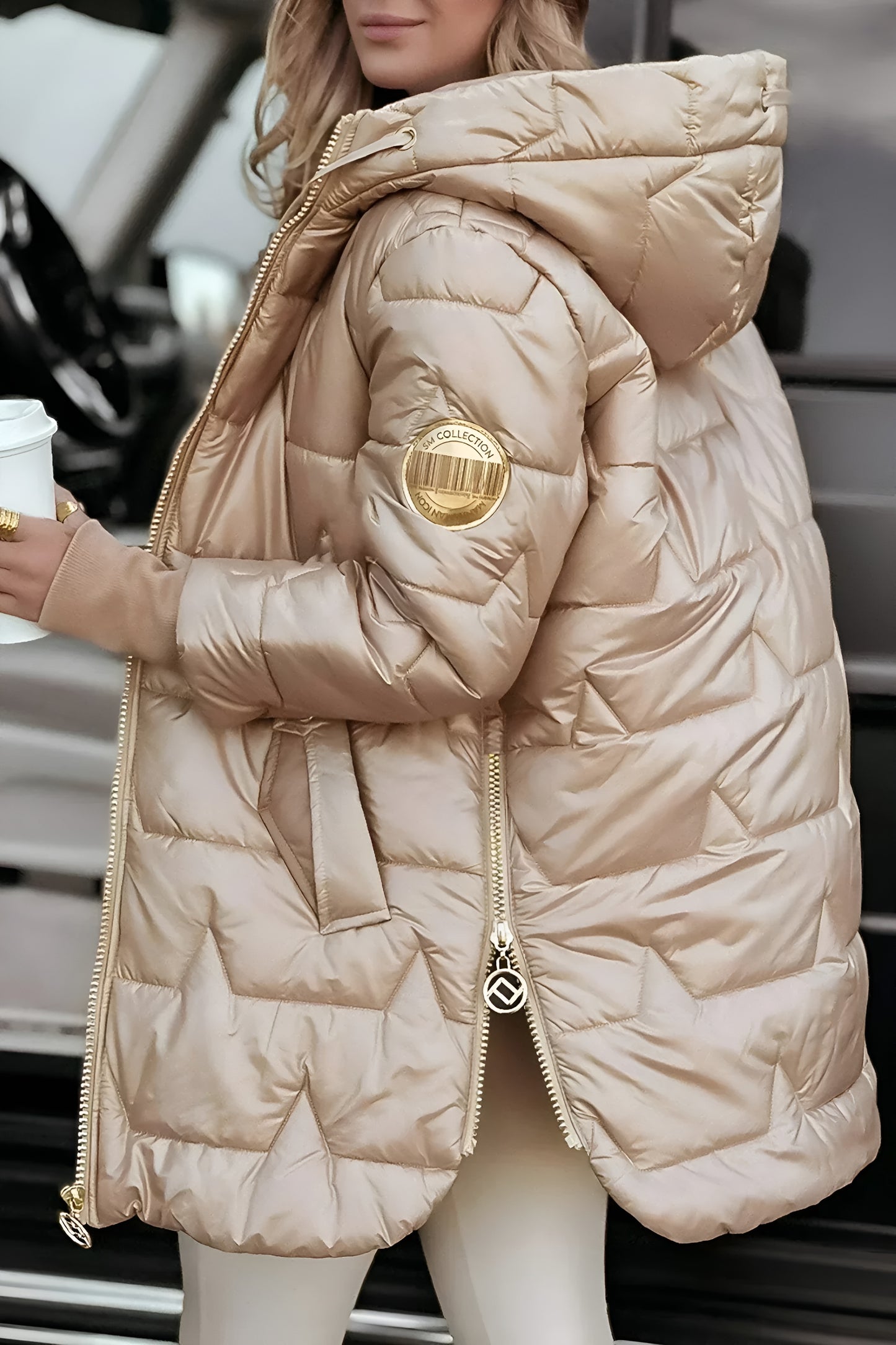 Nuria | Abrigo de Invierno Elegante con Capucha y Acolchado